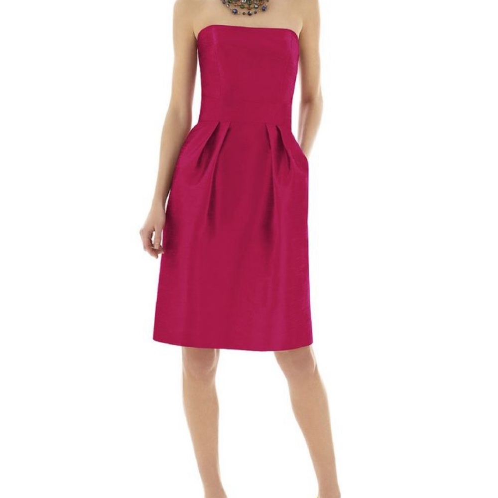 Alfred Sung D614 Cocktail/ Bridesmaid Dress, Size 18, NWT, Removable Straps‎